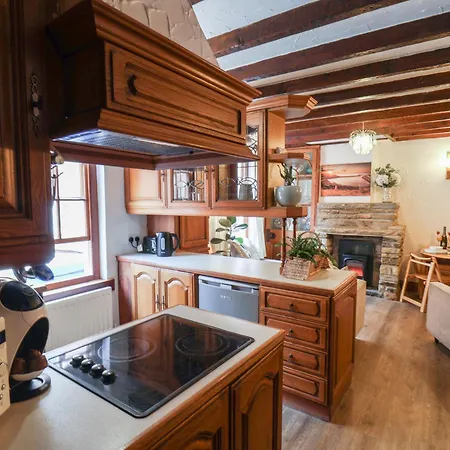 Holiday home Bishop's